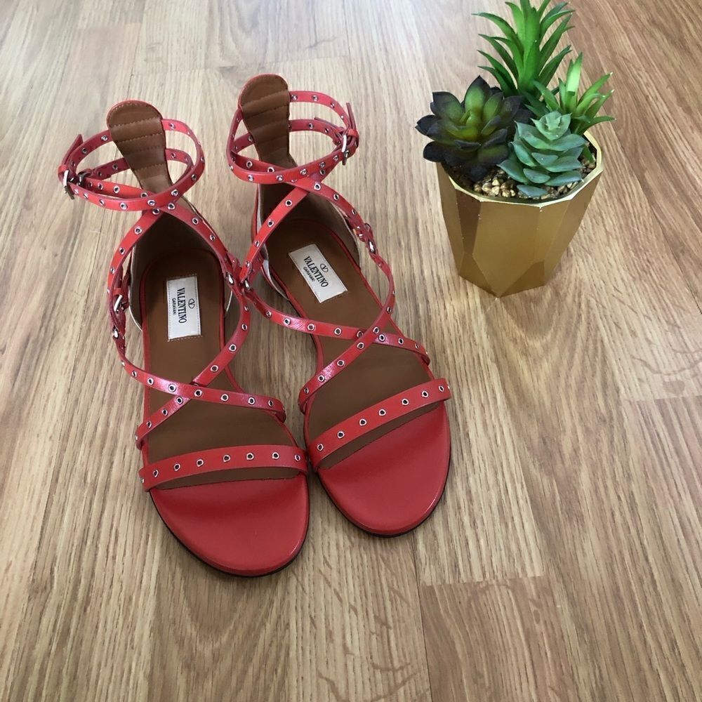 NWOB Valentino Garavani Leather Orange Red Strappy Grommet Flat Sandals